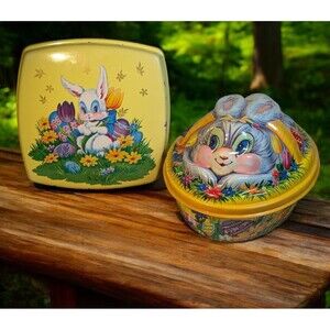 2 Vintage Easter Bunny Rabbit Chicks Plastic Large Containers Ullman Co